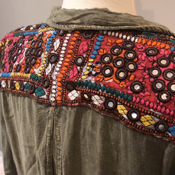 Jacket - Picture 3 of 4